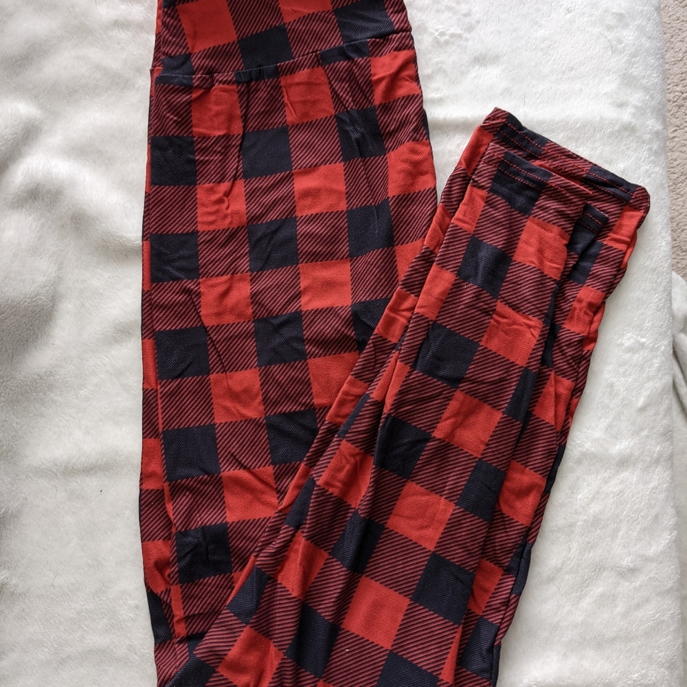 Canah Red Plaid OS Leggings